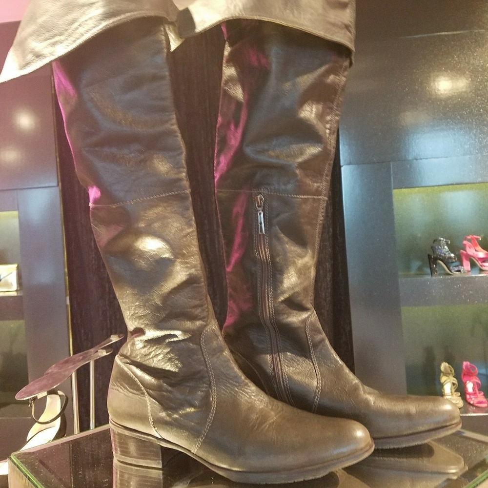 Schutz Women's Knee-High Boot - Picture 2 of 8